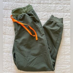 Figs Olive Green Zamora HW Jogger Scrubs